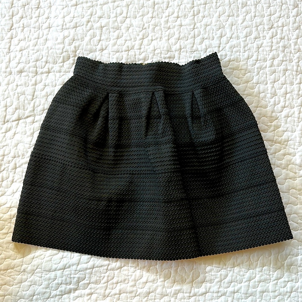 Black bubble skirt